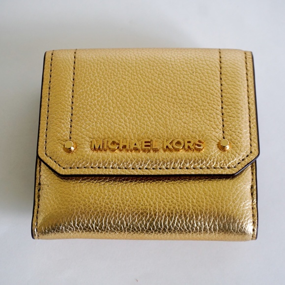 Michael Kors Hayes M Trifold Leather Wallet Gold - Picture 1 of 6